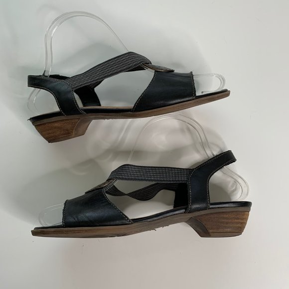 Remonte Medallion Stretch Strap Heeled Sandal - Picture 3 of 11